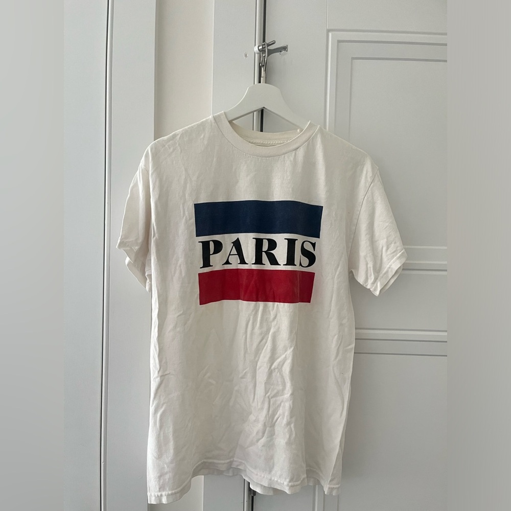 Brandy Melville ‘PARIS’ tee